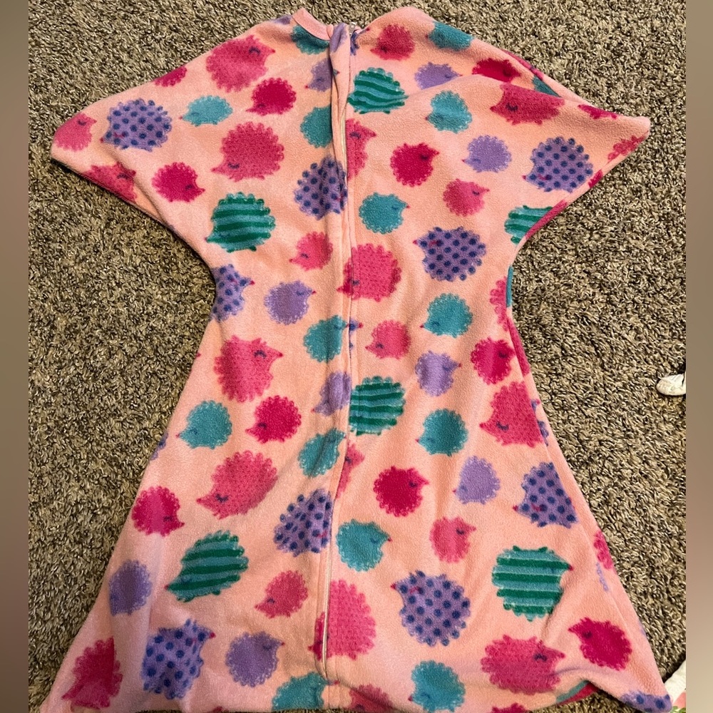 3-6 month fleece zippy. Smoke & pet free home.